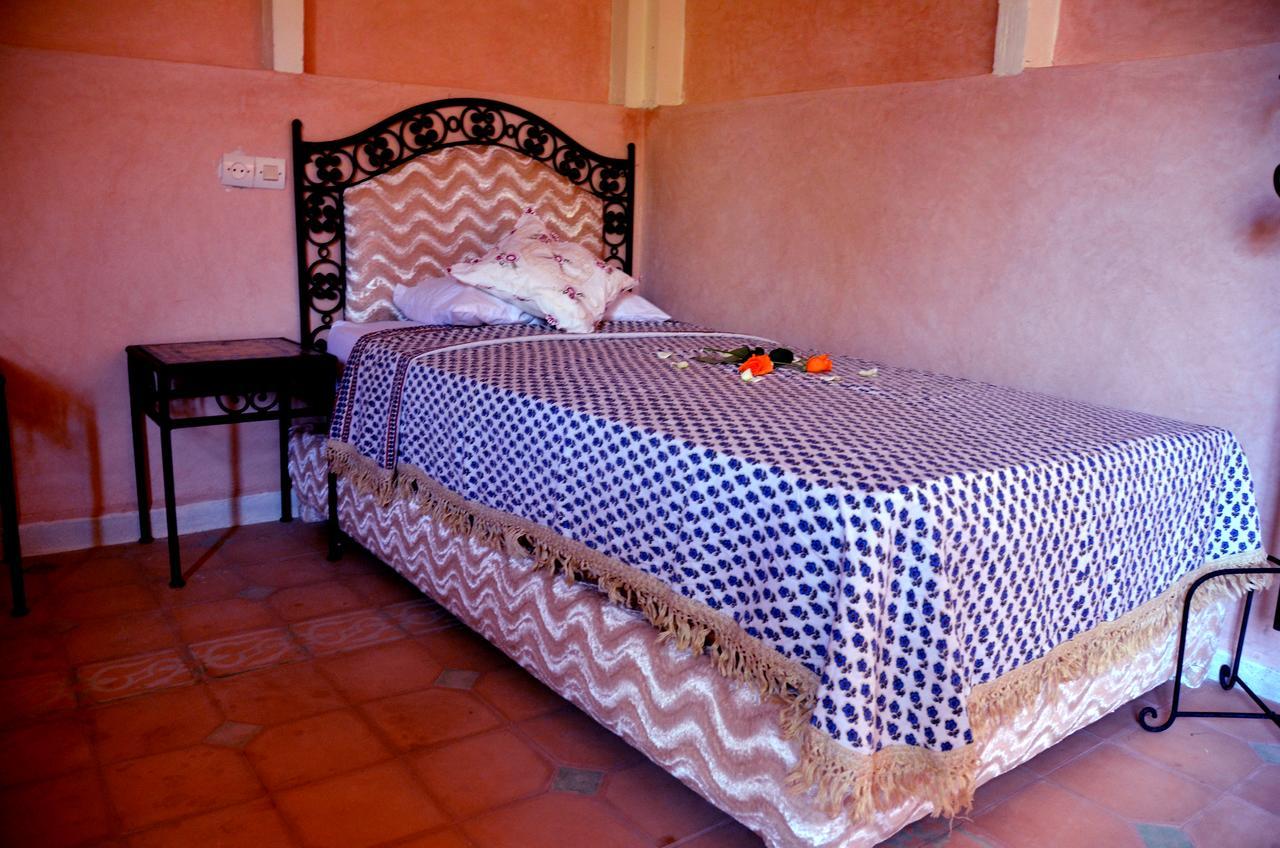Latifa House Otel Sbiti Dış mekan fotoğraf
