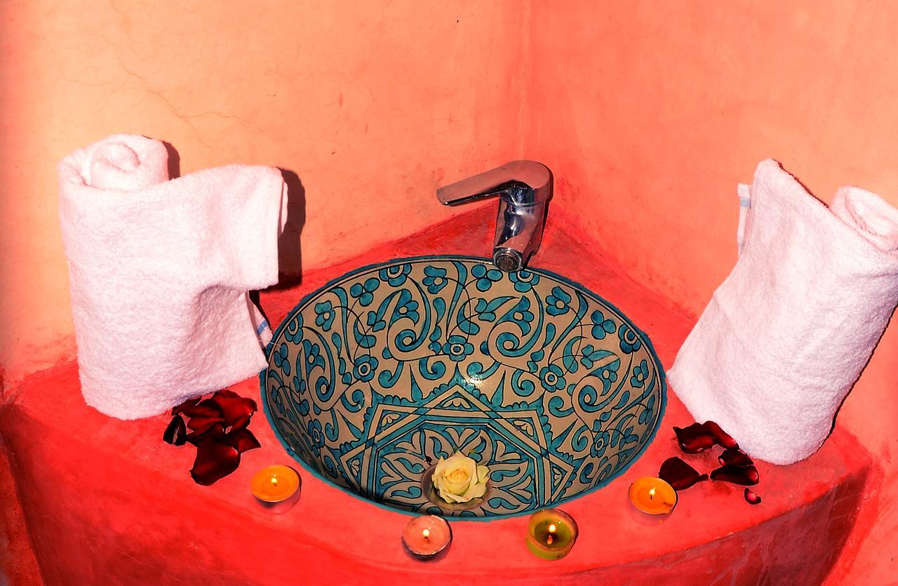 Latifa House Otel Sbiti Dış mekan fotoğraf