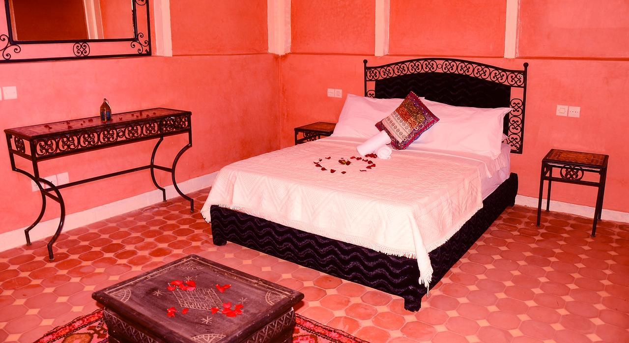 Latifa House Otel Sbiti Dış mekan fotoğraf