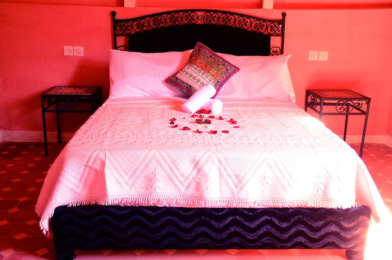 Latifa House Otel Sbiti Dış mekan fotoğraf