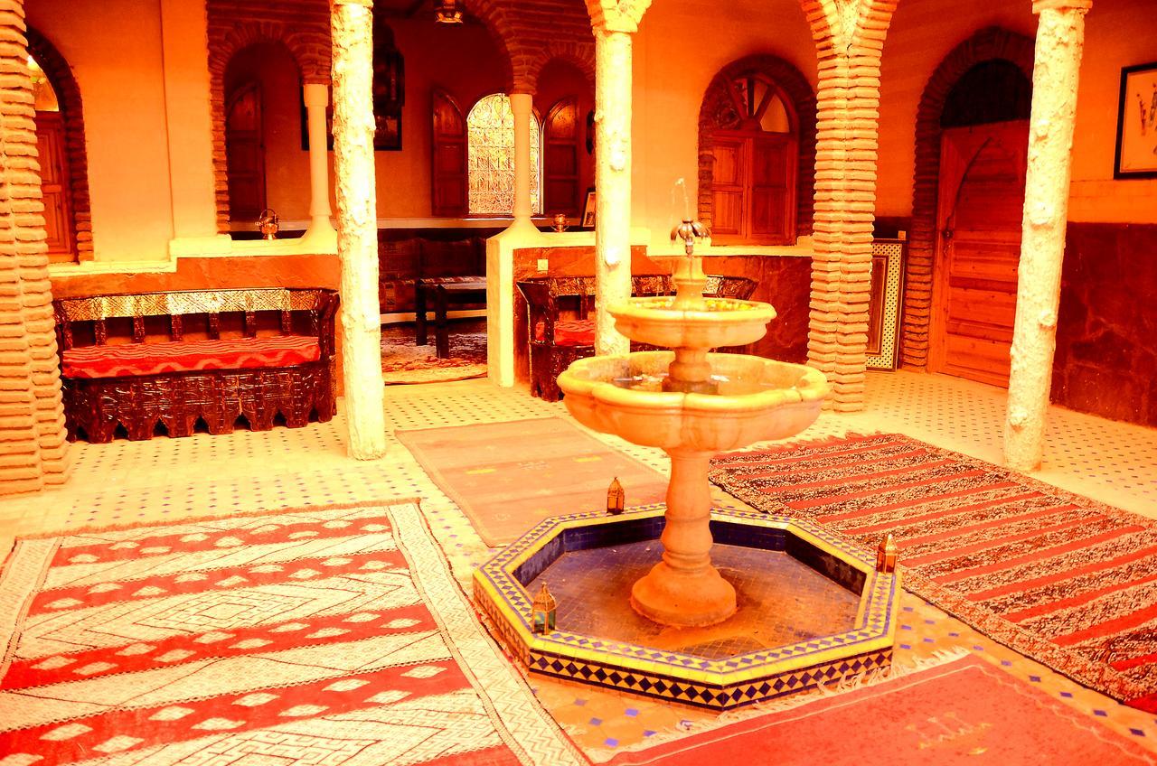 Latifa House Otel Sbiti Dış mekan fotoğraf