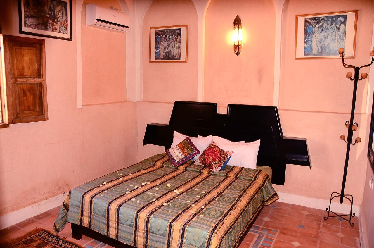 Latifa House Otel Sbiti Dış mekan fotoğraf
