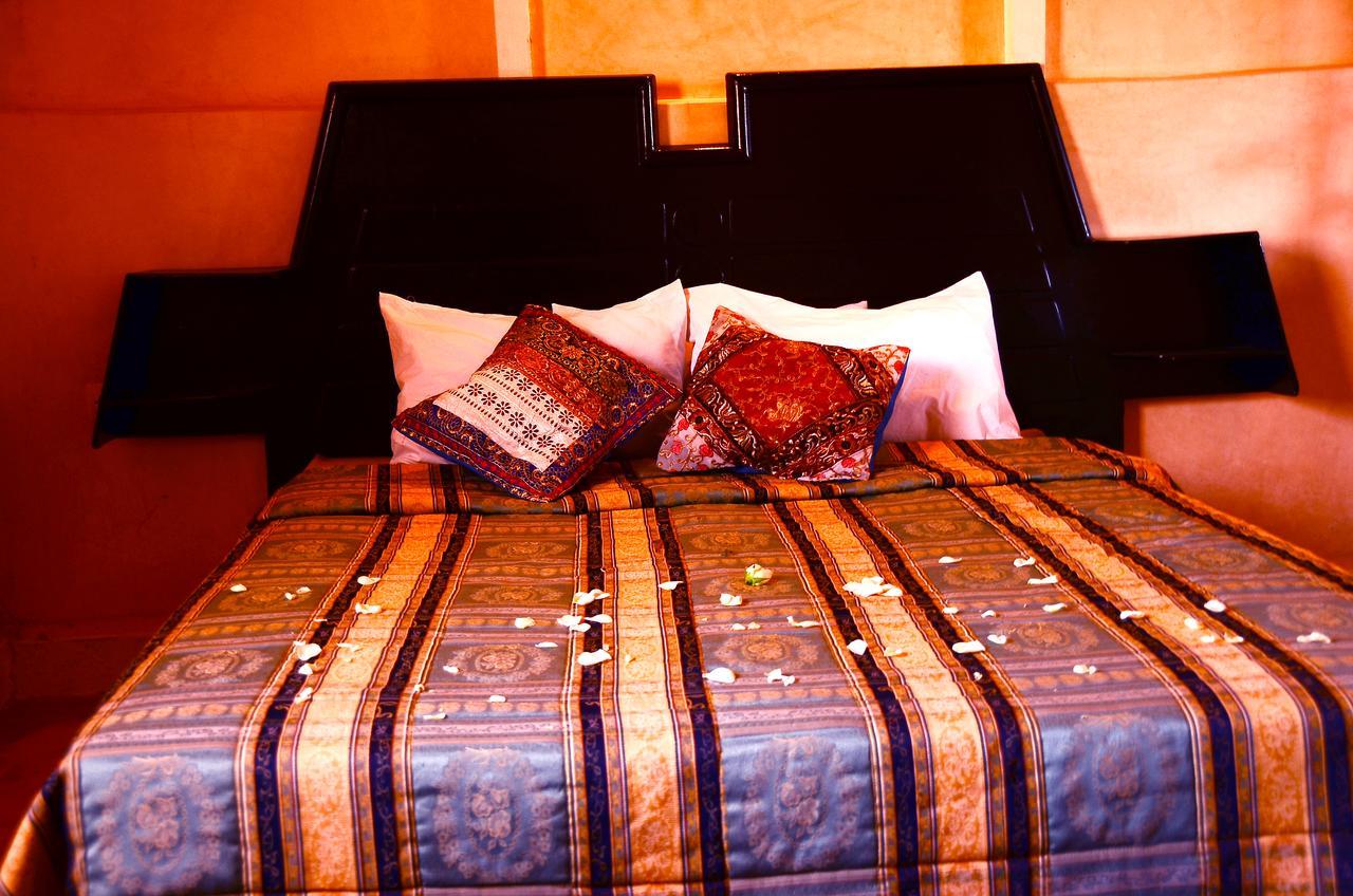 Latifa House Otel Sbiti Dış mekan fotoğraf